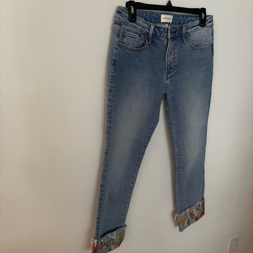 Driftwood Colette Floral Embroidered Jeans Cuffed Cropped Boho Womens Size 27 - Picture 6 of 12